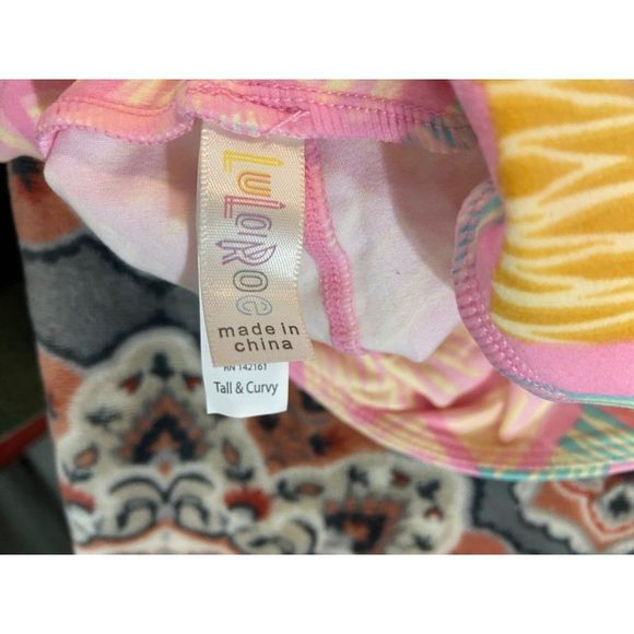 Lularoe Women's LEGGINGS Pink Square Pattern With Wide Waistband COZY Comfortabl - Picture 5 of 6